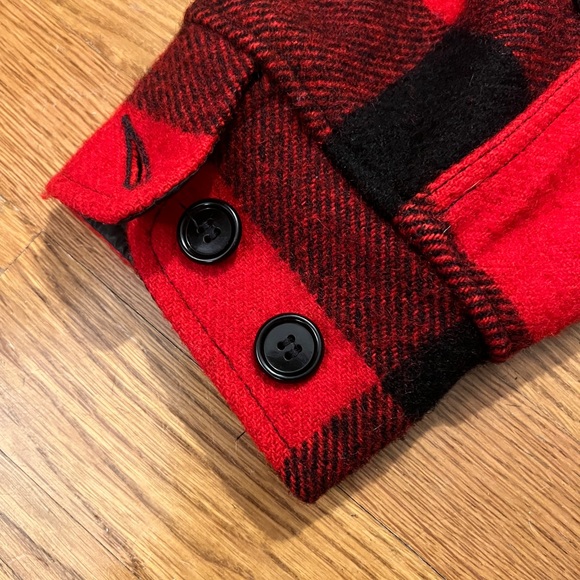 LL BEAN VINTAGE hunting coat/jacket! Excellent used condition! Size M Red/black - Picture 4 of 7